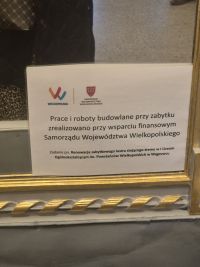 Odnowione lustro stojące - tremo w I Liceum Ogólnokształcącym w Wągrowcu