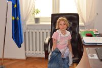 Dzieci z Przedszkola nr 2 w Wągrowcu z wizytą w starostwie