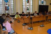 Młodzież z Zespołu Szkół nr 2 w Starostwie Powiatowym