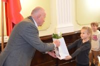 Dzieci z Przedszkola w Siennie z wizytą w starostwie