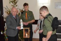 "Pielęgnuj dobro w sobie" - Betlejemskie Światło Pokoju w starostwie