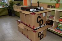 Włodarze powiatu przekazali sprzęt elektroniczny za blisko milion złotych dla I LO