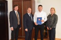 Kolejna umowa na remont drogi powiatowej podpisana