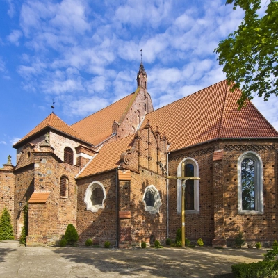 Kościół pw. św. Apostołów Piotra i Pawła w Łeknie