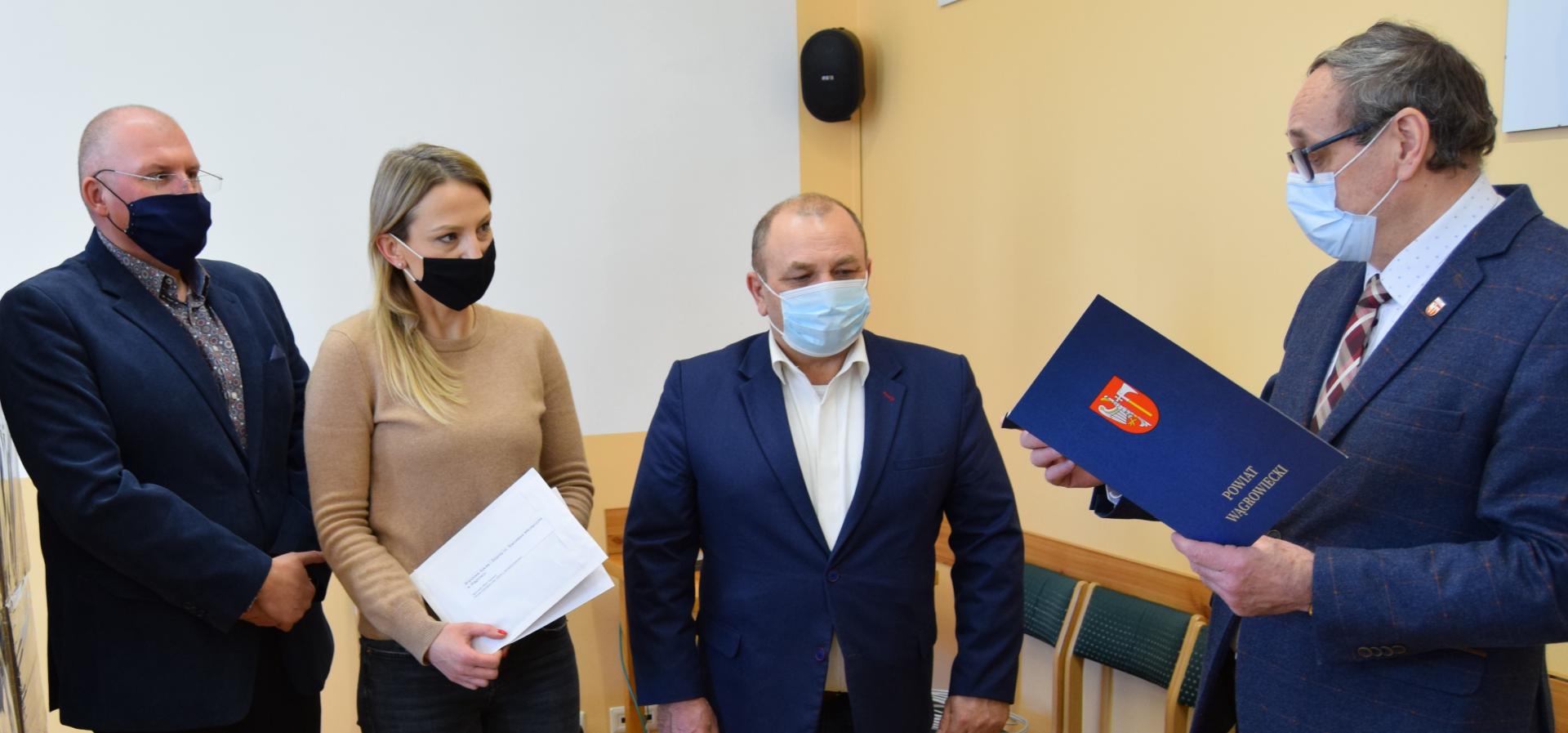 Komputery do nauki zdalnej dla uczniów z powiatu wągrowieckiego