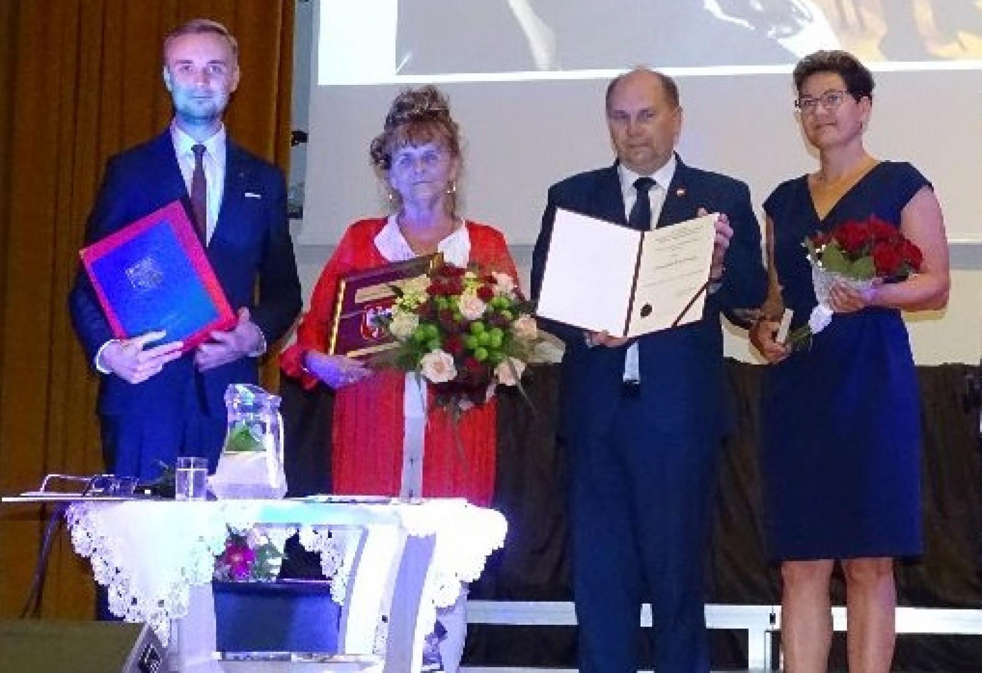 Nagroda Herbu Powiatu dla Czesławy Wieczorek