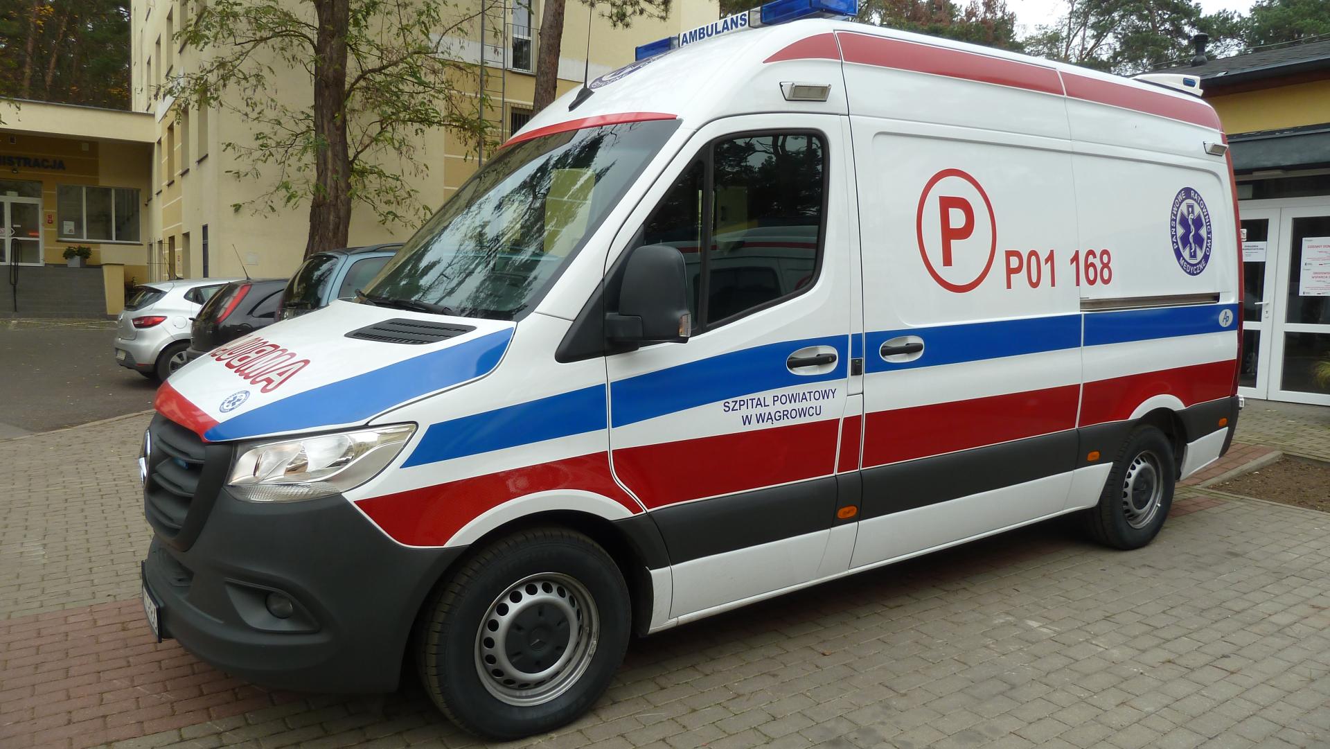Ambulans przekazany szpitalowi przez Wojewodę Wielkopolskiego włączony do systemu Państwowego Ratownictwa Medycznego