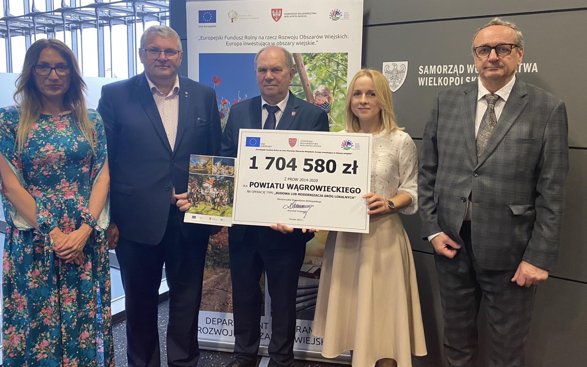 Dofinansowanie na przebudowę drogi Smuszewo - Podolin