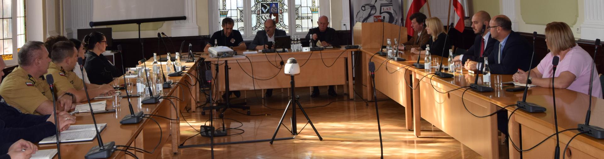 Spotkanie w sprawie pomocy dla powodzian
