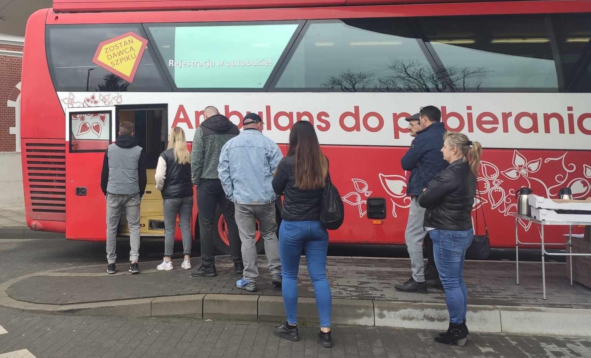 STAROSTA WĄGROWIECKI ZAPRASZA NA AKCJĘ HONOROWEGO ODDAWANIA KRWI
