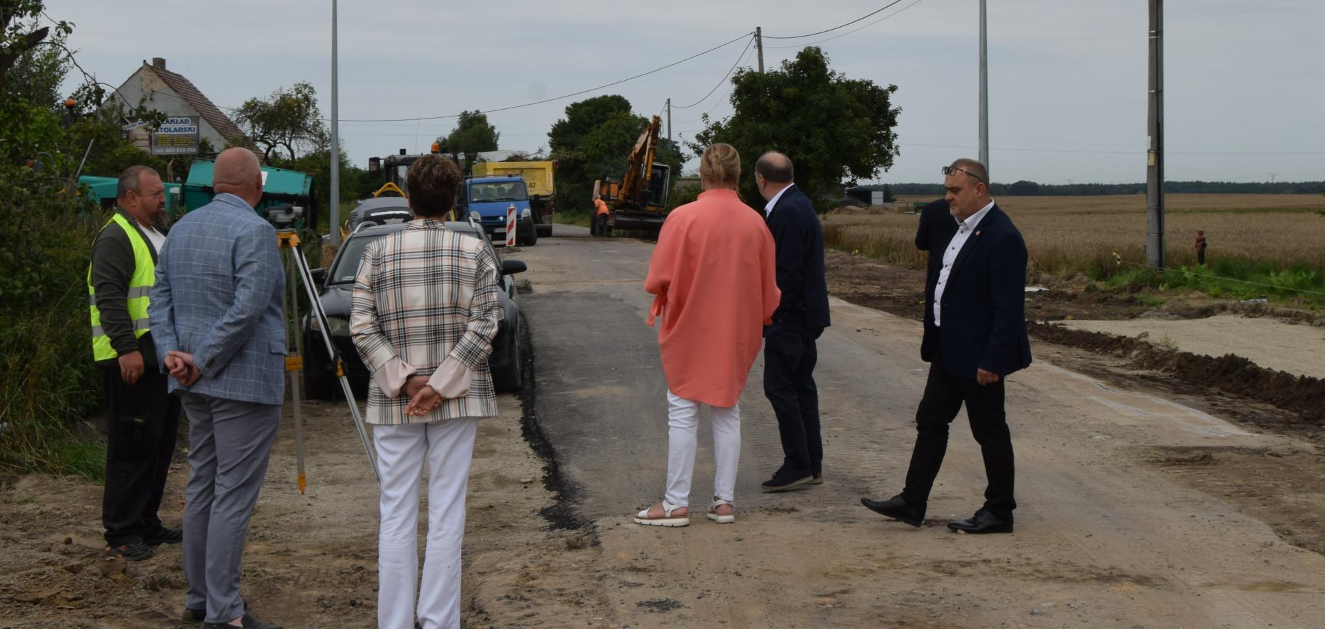 Zarząd Powiatu zwizytował inwestycje drogowe